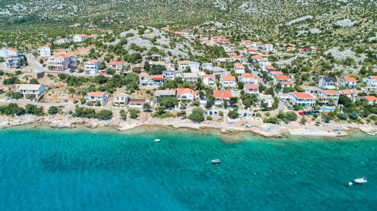 House Petra On The Beach-Sea Цезарица Екстериор снимка